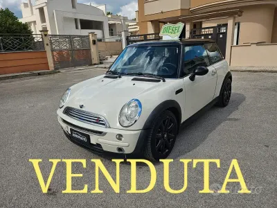 Usata Mini Cooper 88 CV (64 kW) 2006 Beige Utilitaria
