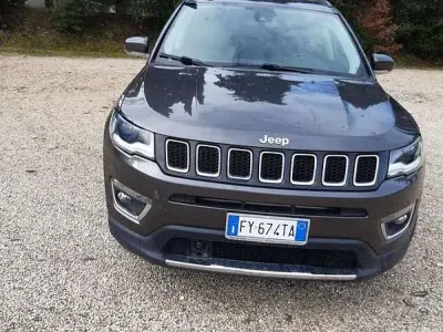 Usata Jeep Compass Limited 120 CV (88 kW) 2019 SUV