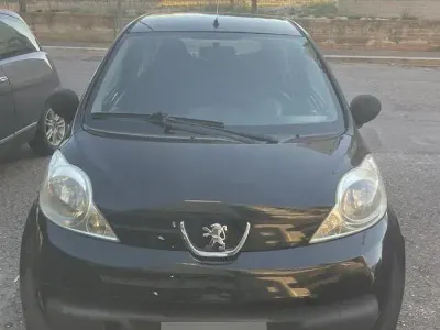 Usata Peugeot 107 68 CV (50 kW) 2006 Nero Utilitaria