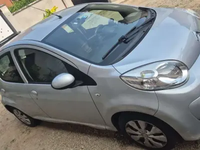 Usata Citroën C1 76 CV (55 kW) 2009 Grigio Utilitaria