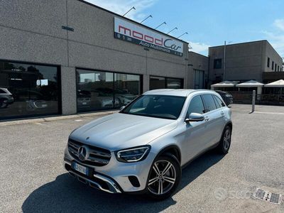 Mercedes GLC300