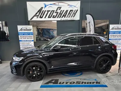Usata VW T-Roc R-line 150 CV (110 kW) 2022 Nero SUV