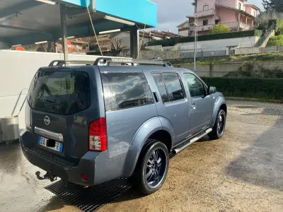 Usata Nissan Pathfinder 174 CV (127 kW) 2006 Bluazzurro SUV