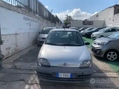 Usata Fiat 600 54 CV (39 kW) 2005 Grigio Utilitaria