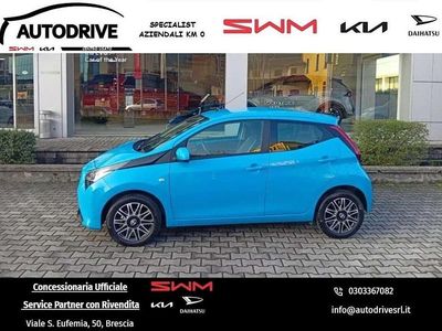 Usata Toyota Aygo X-play 72 CV (52 kW) 2019 Blu/azzurro Utilitaria