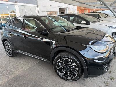 Usata Fiat 600 La Prima 110 CV (80 kW) 2025 Nero SUV