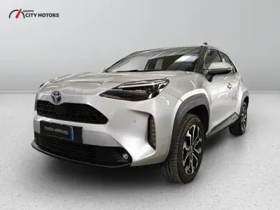 Usata Toyota Yaris Hybrid Trend 2022 Grigio Pick-up