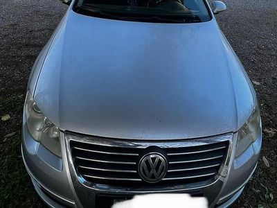 Begagnad VW Passat 140 HK (102 kW) 2005 Grå Kombi