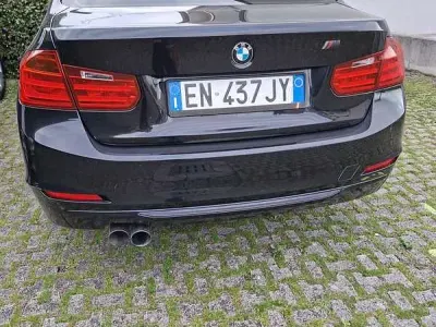 Usata BMW 320 Luxury Line 184 CV (135 kW) 2012 Nero Berlina