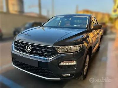 Usata VW T-Roc Style 110 CV (80 kW) 2021 Grigio SUV