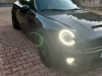 Usata Mini Cooper S Coupé 184 CV (135 kW) 2011 Nero Coupé