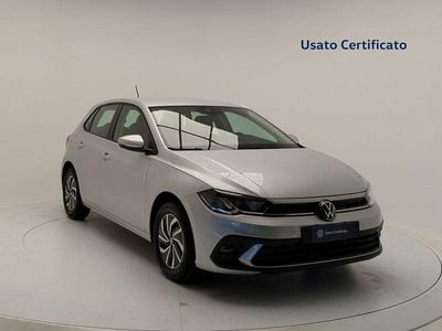 Usata VW Polo Life 95 CV (69 kW) 2023 Reflex silver Utilitaria