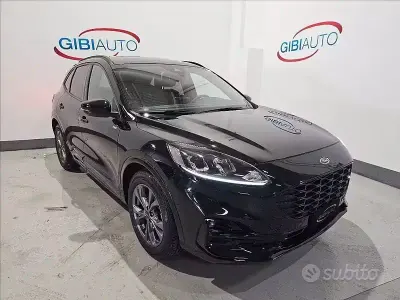 Usata Ford Kuga ST-Line 150 CV (110 kW) 2023 Nero SUV