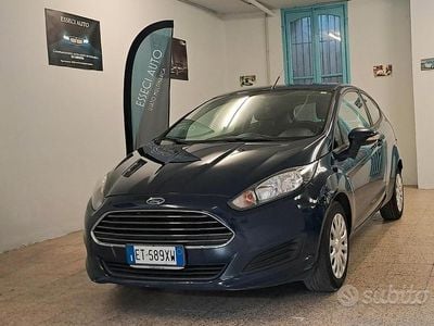 Usata Ford Fiesta 96 CV (70 kW) 2014 Blu Utilitaria