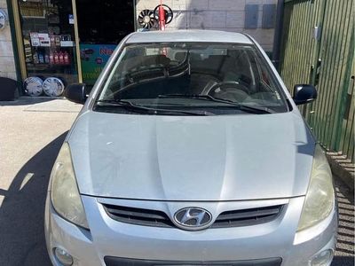 Usata Hyundai i20 1999 Grigio Berlina