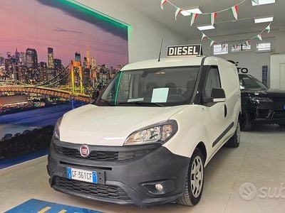 Usata Fiat Doblò S 105 CV (77 kW) 2021 Bianco Monovolume