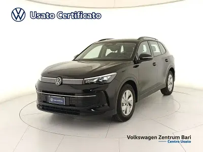 Usata VW Tiguan Life 150 CV (110 kW) 2025 Nero SUV