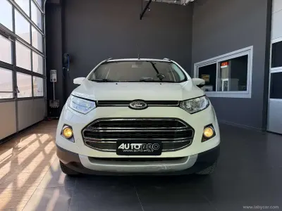 Usata Ford Ecosport Titanium 95 CV (69 kW) 2015 Bianco SUV
