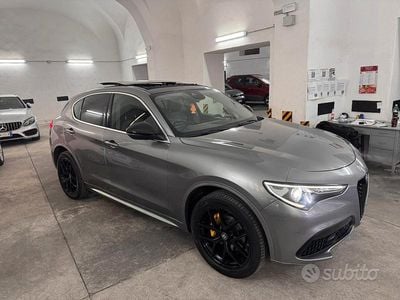 Usata Alfa Romeo Stelvio 280 CV (205 kW) 2017 Grigio SUV