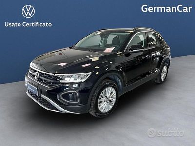 Usata VW T-Roc Life 150 CV (110 kW) 2024 Nero SUV