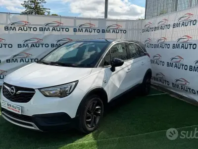 Usata Opel Crossland X Innovation 83 CV (61 kW) 2019 Bianco SUV