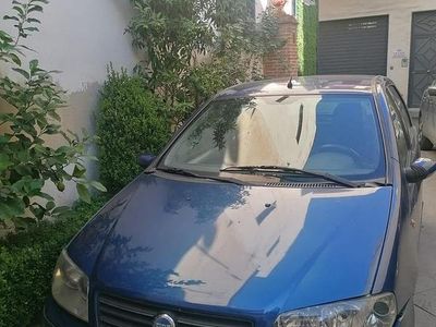Usata Fiat Punto 2003 Blu Berlina