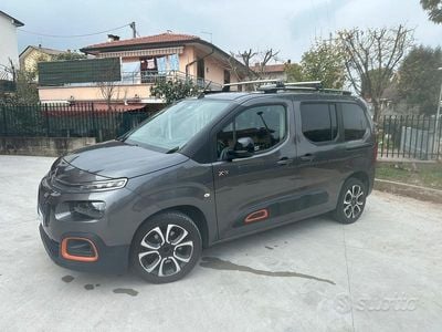 Usata Citroën Berlingo Shine 130 CV (95 kW) 2019 Grigio Monovolume
