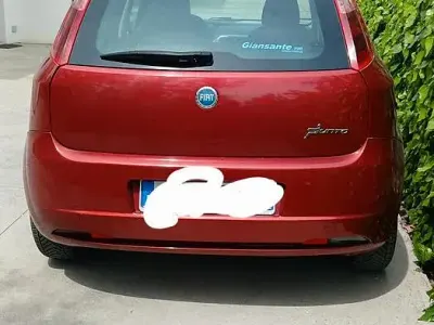 Usata Fiat Grande Punto 75 CV (55 kW) 2007 Rosso Utilitaria