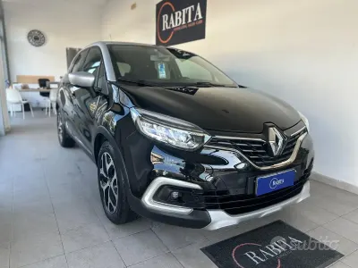 Usata Renault Captur 90 CV (66 kW) 2019 Nero SUV