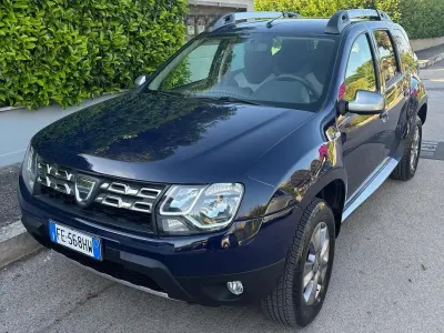 Usata Dacia Duster Ambiance 109 CV (80 kW) 2016 Blu/azzurro SUV