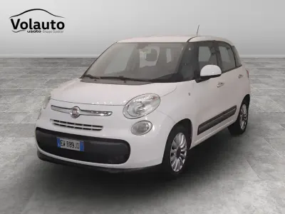 Begagnad Fiat 500 Lounge 84 HK (61 kW) 2014 Vit Halvkombi