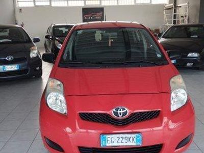 usata Toyota Yaris 2ª serie - 2011