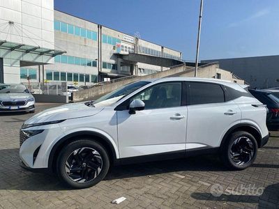 Usata Nissan Qashqai N-Connecta 140 CV (102 kW) 2025 Bianco SUV