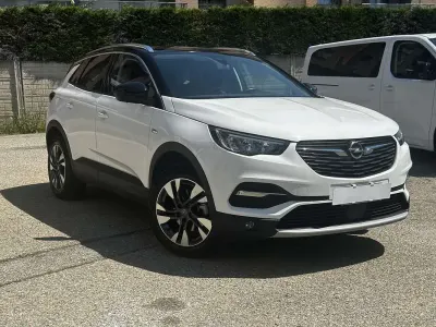 Usata Opel Grandland X Innovation 131 CV (96 kW) 2021 Bianco SUV