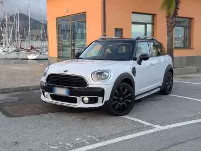 Second-hand Mini Cooper D Countryman Business 150 CP (110 kW) 2018 Alb SUV