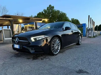 Usata Mercedes A200 AMG 150 CV (110 kW) 2023 Nero Berlina