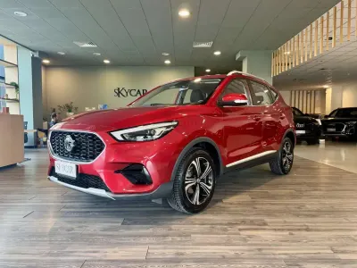 Usata MG ZS Comfort 106 CV (77 kW) 2023 Rosso SUV