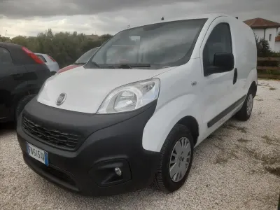 Begagnad Fiat Fiorino Trekking 95 HK (69 kW) 2013 Vit Minibuss