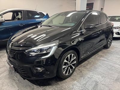 Usata Renault Clio V Intens 115 CV (84 kW) 2020 Nero Berlina