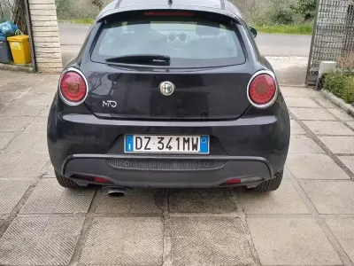 Usata Alfa Romeo MiTo 135 CV (99 kW) 2010 Nero Utilitaria