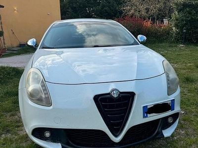 Usata Alfa Romeo Giulietta 120 CV (88 kW) 2012 Bianco Utilitaria