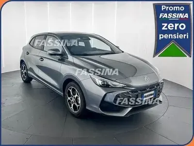 Usata MG MG3 Luxury 102 CV (75 kW) 2025 Grigio Utilitaria