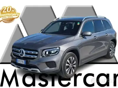 Usata Mercedes GLB200 Business 150 CV (110 kW) 2022 Grigio SUV