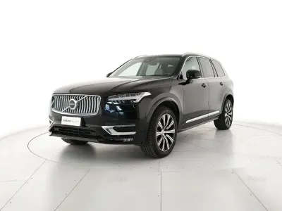 Begagnad Volvo XC90 Ultimate 235 HK (172 kW) 2023 Svart SUV