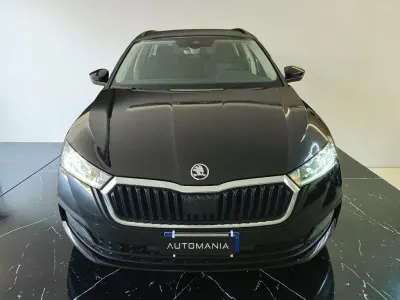 Usata Skoda Octavia G-TEC SportLine 130 CV (95 kW) 2022 Viola Station wagon