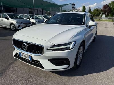Usata Volvo V60 Business Edition 197 CV (144 kW) 2021 Bianco Station wagon