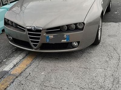 Usata Alfa Romeo 159 150 CV (110 kW) 2007 Marrone Berlina