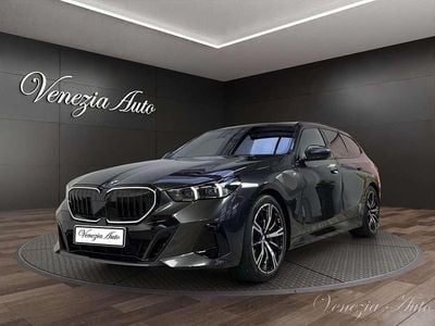 Usata BMW 540 M Sport 303 CV (222 kW) 2025 Grigio Station wagon