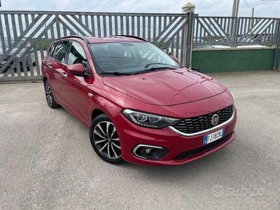 Usata Fiat Tipo Lounge 95 CV (69 kW) 2017 Rosso Station wagon