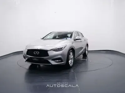 Usata Infiniti Q30 Business 109 CV (80 kW) 2016 Argento Berlina